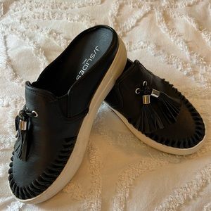 J Slides Black leather Tassel slides- Sz 7